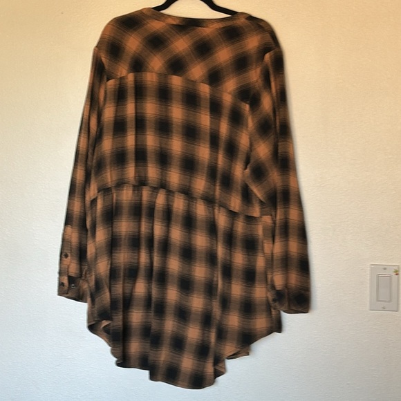 Torrid size 4 black and brown tunic - Picture 5 of 5